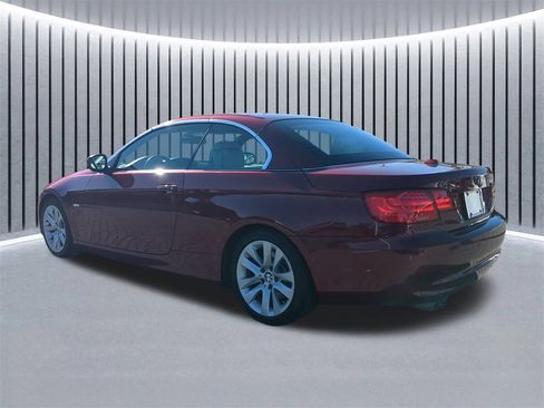 Used 2011 BMW 328i Convertible image 7