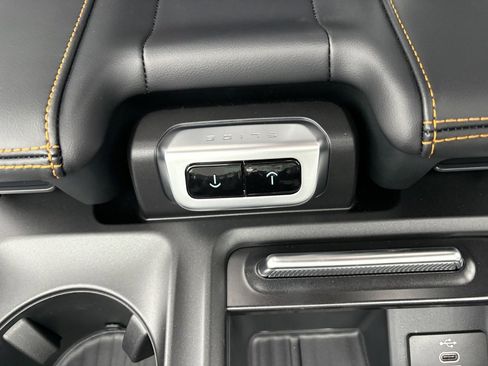 New 2026 Ford Expedition Tremor image 38