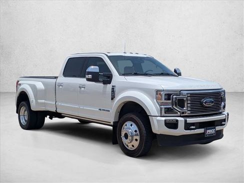 Used 2021 Ford F450 Platinum w/ FX4 Off-Road Package AWD/4WD image 3