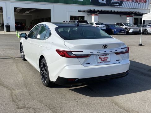 Certified 2026 Toyota Camry XLE FWD image 4