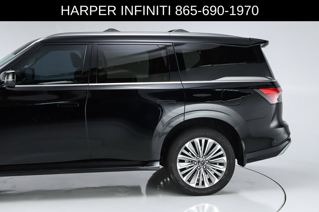 Used 2025 INFINITI QX80 Luxe w/ Exterior Package RWD image 4