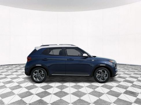 New 2026 Hyundai Venue SEL FWD image 11