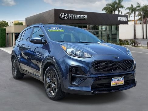 Used 2022 Kia Sportage Nightfall Edition FWD image 1
