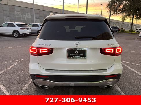 Certified 2023 Mercedes-Benz GLB 250 GLB 250 w/ Premium Package image 8