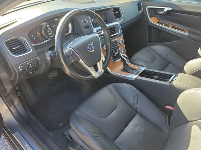 Used 2016 Volvo S60 T5 Inscription Platinum FWD image 19