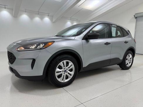 Used 2021 Ford Escape S FWD image 3