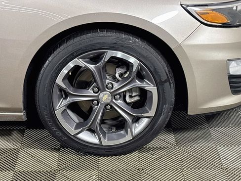 Used 2023 Chevrolet Malibu LT FWD image 23