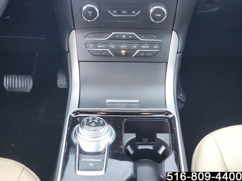 Used 2019 Ford Edge SEL w/ Equipment Group 201A image 11