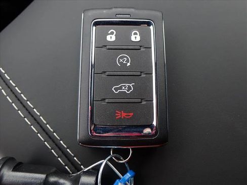 New 2025 Jeep Grand Cherokee Overland w/ Trailer Tow Package image 28