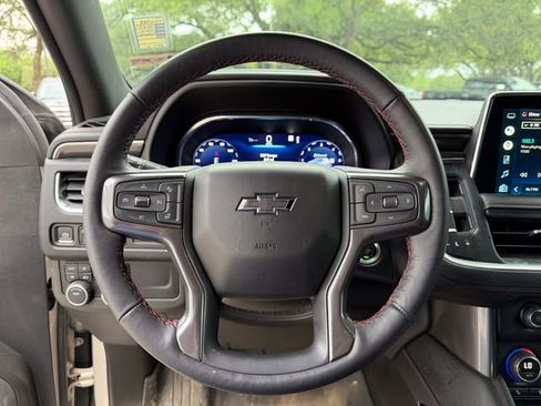 Used 2022 Chevrolet Suburban RST w/ Luxury Package AWD/4WD image 10
