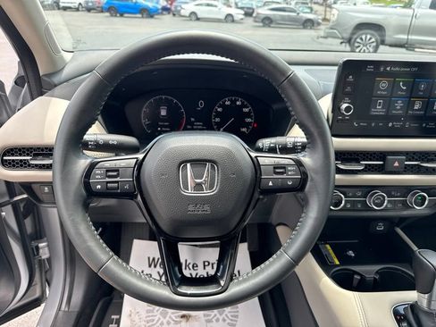 Used 2024 Honda HR-V EX-L image 14