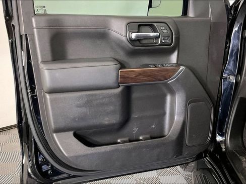 Used 2019 GMC Sierra 1500 SLT AWD/4WD image 21