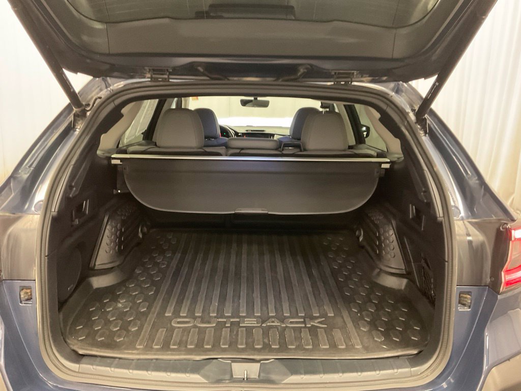 Used 2024 Subaru Outback Limited XT AWD/4WD image 9