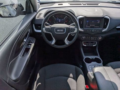 Used 2023 GMC Terrain SLE w/ Driver Convenience Package FWD image 16