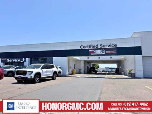 Used 2024 GMC Terrain SLE FWD image 46