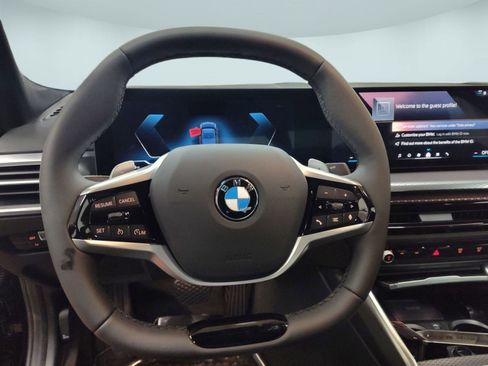 Used 2025 BMW 330i xDrive Sedan w/ Convenience Package image 15