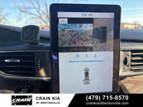 Used 2020 Ford Explorer Platinum w/ Premium Technology Package image 21