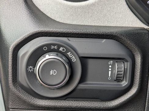 Used 2024 Jeep Wrangler Unlimited Sport AWD/4WD image 27