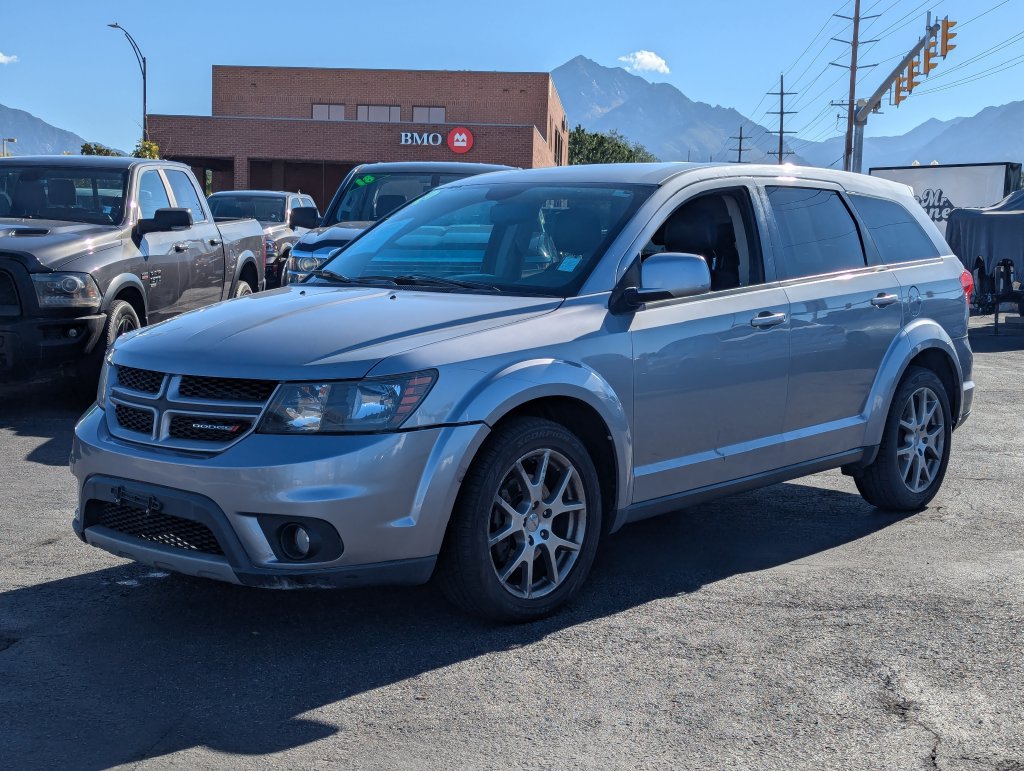 Used 2015 Dodge Journey R/T w/ Flexible Seating Group FWD image 9