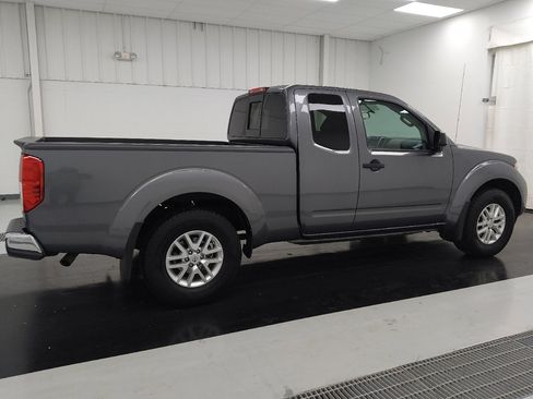 Used 2019 Nissan Frontier SV image 10