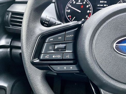 Used 2024 Subaru Crosstrek 2.0i Premium image 23