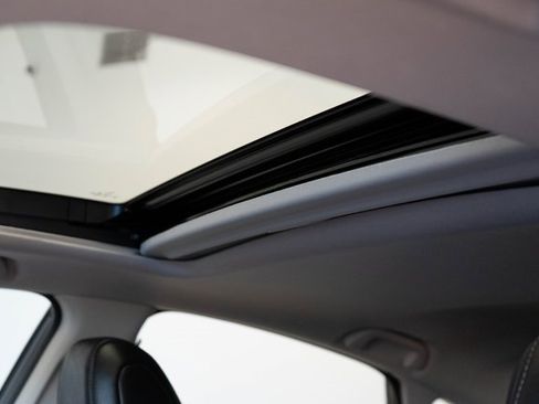 Used 2022 Honda Insight Touring image 4