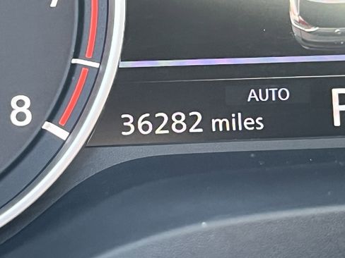 Used 2023 Nissan Rogue SV w/ SV Premium Package image 25