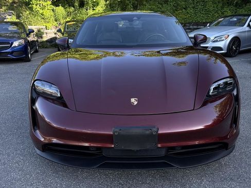 Used 2022 Porsche Taycan RWD image 15
