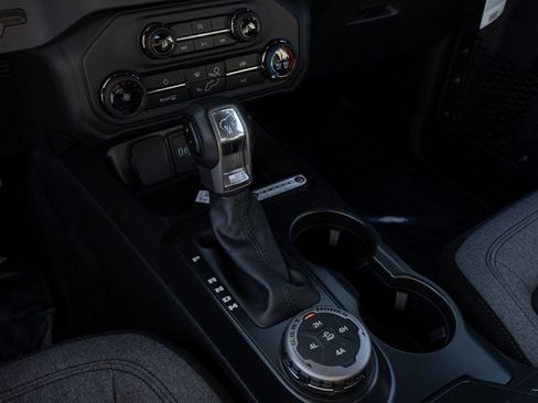 New 2025 Ford Bronco Base w/ Sasquatch Package image 24