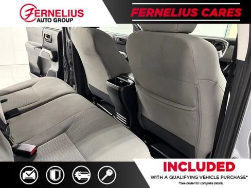 Used 2018 Toyota Tacoma SR5 AWD/4WD image 23