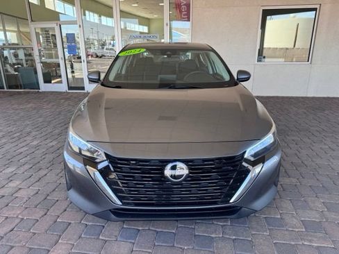 Used 2024 Nissan Sentra SV FWD image 8