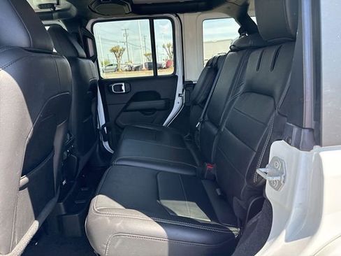 Used 2022 Jeep Wrangler Unlimited Sahara w/ Cold Weather Group image 5