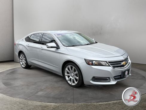 Used 2017 Chevrolet Impala LT FWD image 1