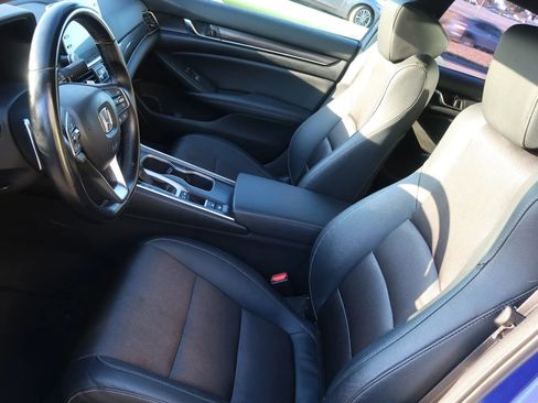 Used 2020 Honda Accord Sport image 17