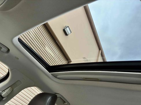 Used 2015 Ford Fusion Energi Titanium FWD image 57
