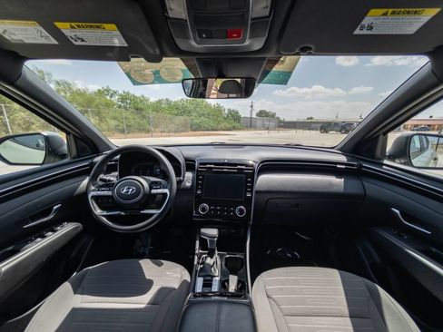 Used 2023 Hyundai Santa Cruz SEL FWD image 17