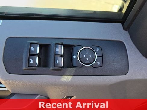 Used 2020 Ford F250 XLT w/ XLT Value Package image 30