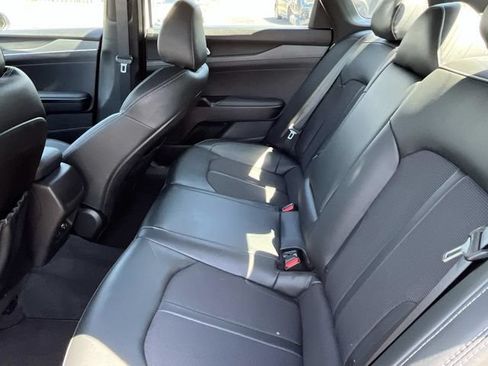 Used 2024 Kia K5 GT-Line w/ GT-Line Premium Package FWD image 23