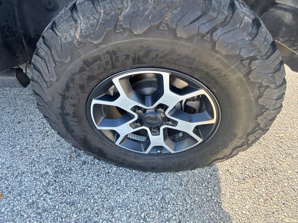 Used 2018 Jeep Wrangler Unlimited Rubicon AWD/4WD image 27