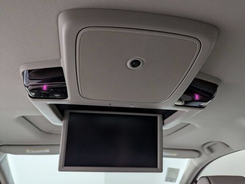 New 2026 Honda Odyssey Touring image 18