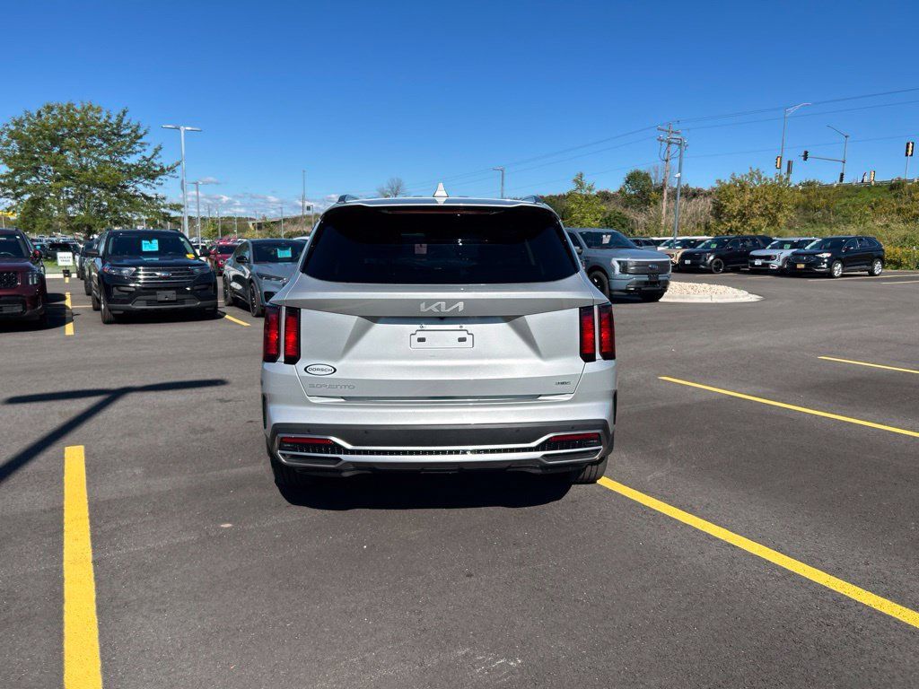 Certified 2024 Kia Sorento EX AWD/4WD image 7