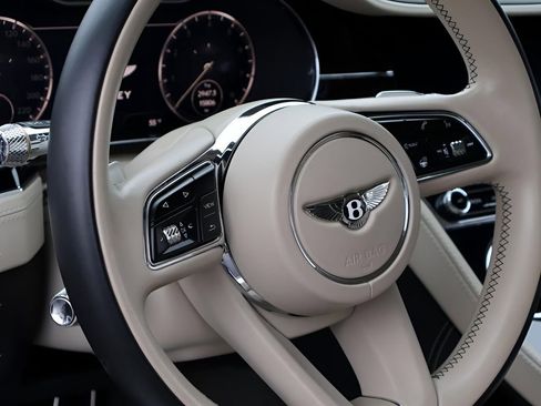 Used 2022 Bentley Continental GT AWD/4WD image 20