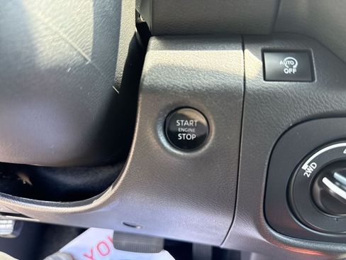 Used 2026 Nissan Frontier PRO-4X AWD/4WD image 52