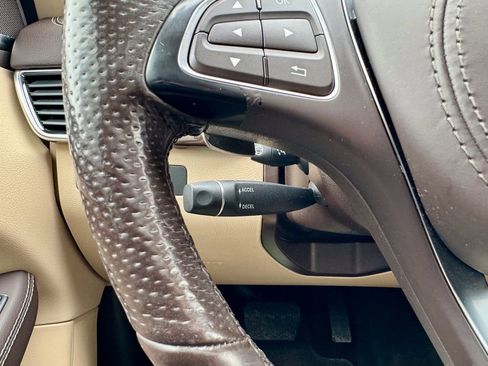 Used 2018 Mercedes-Benz GLS 450 GLS 450 image 34