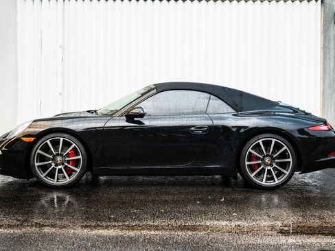 Used 2014 Porsche 911 Carrera S RWD image 4