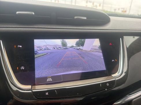Used 2023 Cadillac XT6 Premium Luxury FWD image 19