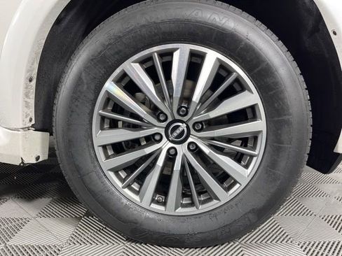 Used 2023 Nissan Armada SL image 14