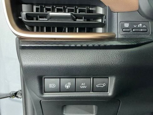 Used 2026 Toyota Grand Highlander AWD Hybrid image 13