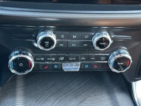 Used 2023 Ford F150 Platinum image 21