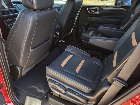 Used 2023 GMC Yukon AT4 image 14